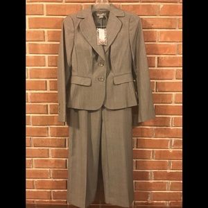 Ann Taylor petite pants suit
